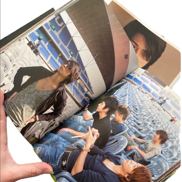 Arashi 嵐 Around Asia Book + Movie Photo Book with Matsumoto Jun - Picture 3 of 3